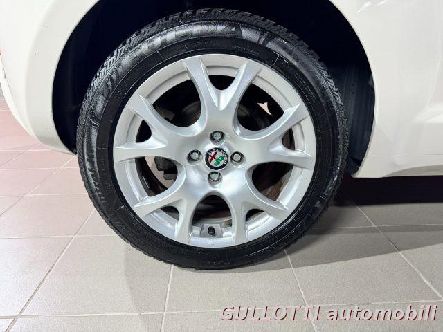 ALFA ROMEO MiTo 1.3 JTDm 95 CVDistinctive