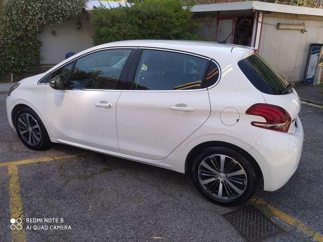 Peugeot 208 208 5p 1.2 puretech Allure 82cv