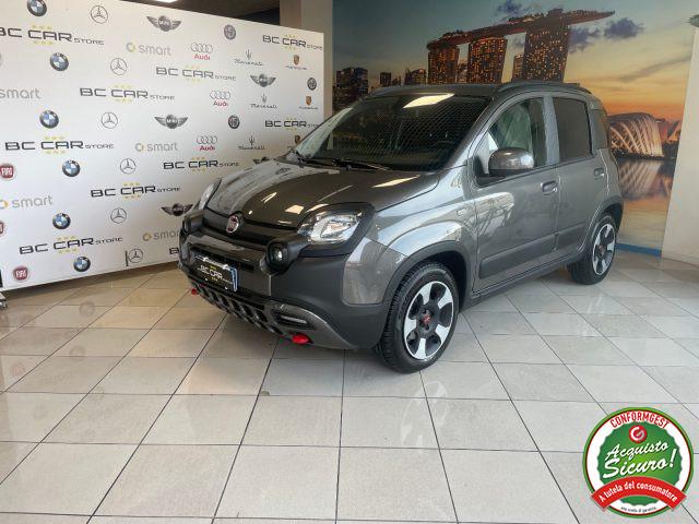 FIAT Panda Cross 1.0 Hybrid *DISPLAY COLORI