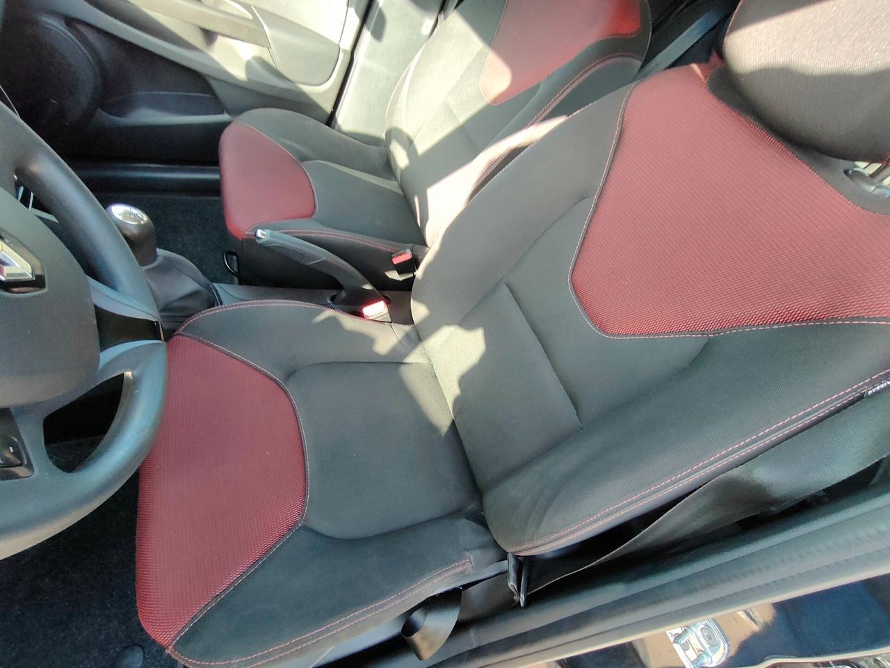 Renault Clio 1.5 dCi 8V 75CV 5 porte Costume National