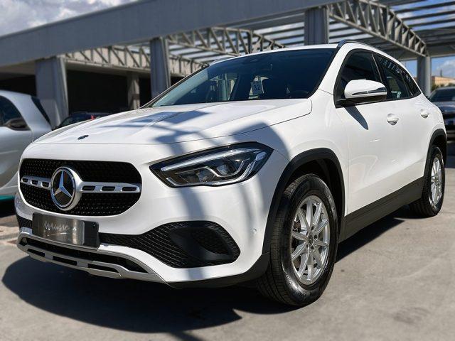 MERCEDES-BENZ GLA 200 d Automatic Sport