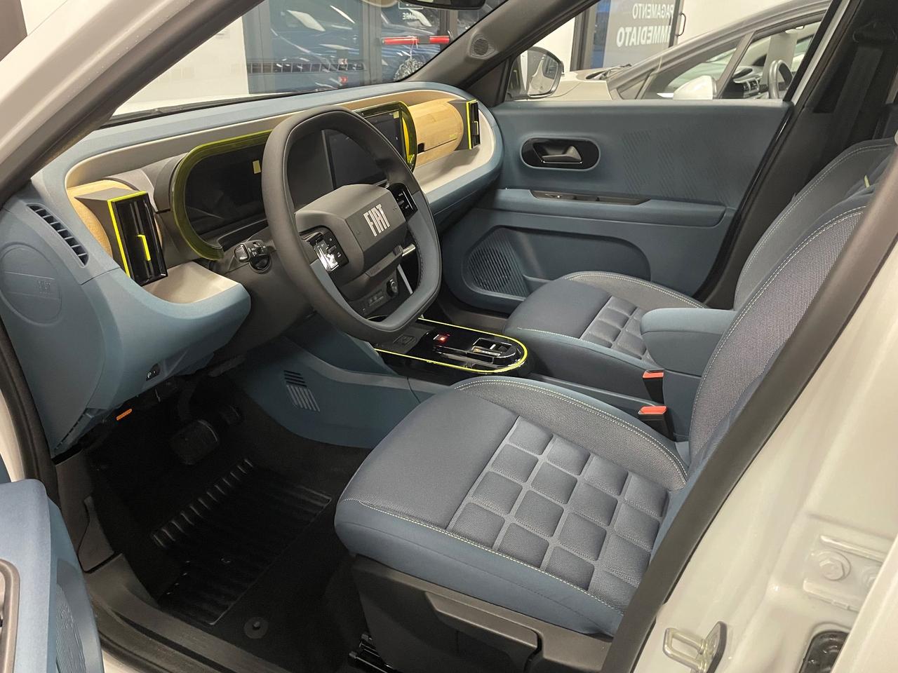 Fiat Grande Panda 1.2 Hybrid 110 CV S&S La Prima