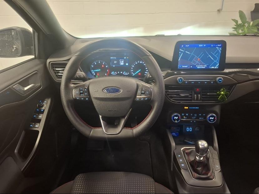 Ford Focus 1.0 EcoBoost Hybrid 125 CV SW ST-Line