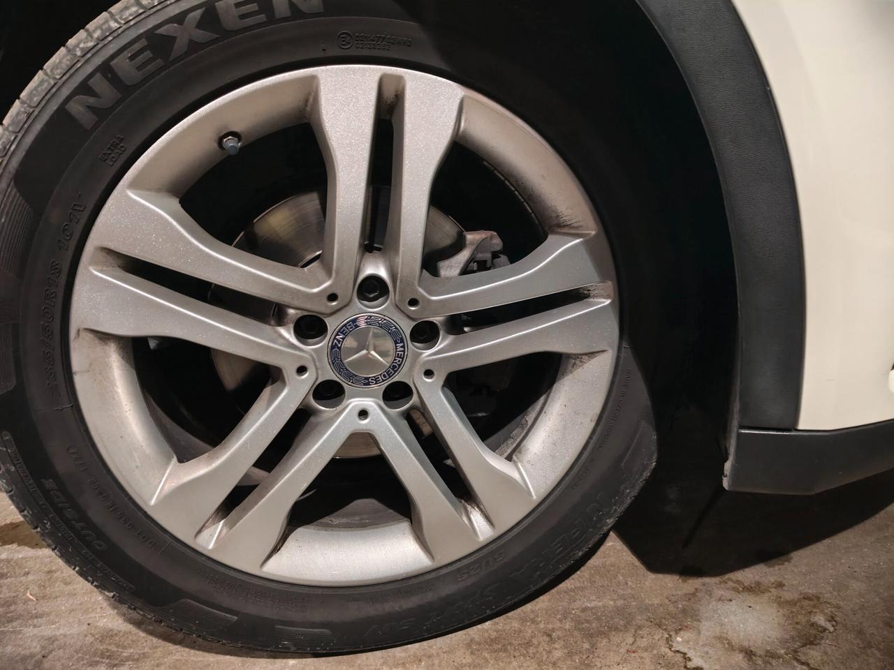 Mercedes GLA 180 UNIPROPRIETARIO SOLO 78000KM!!!