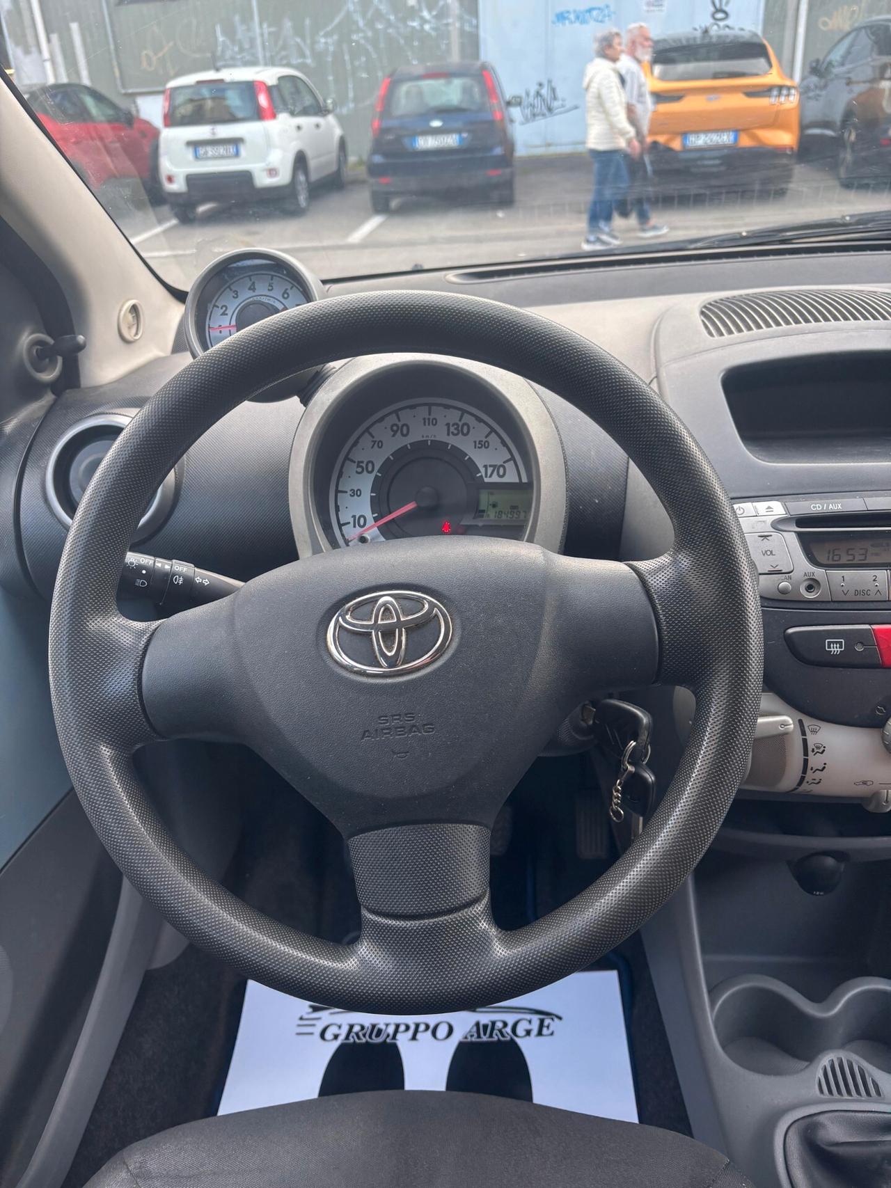 Toyota Aygo 1.0 12V VVT-i 5 porte Sol