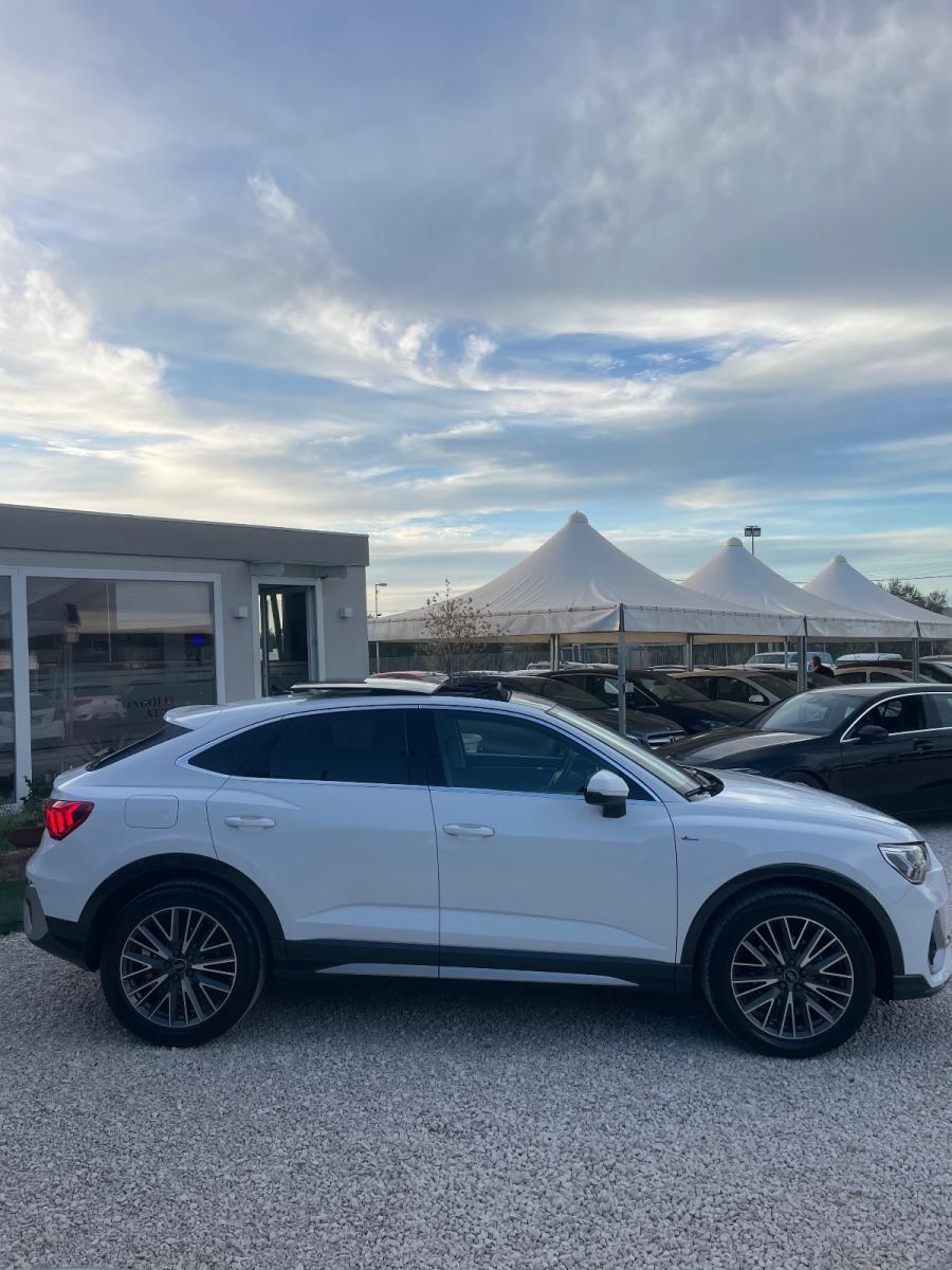 AUDI - Q3 Sportback - Q3 SPB 35 TDI S tronic S line edition