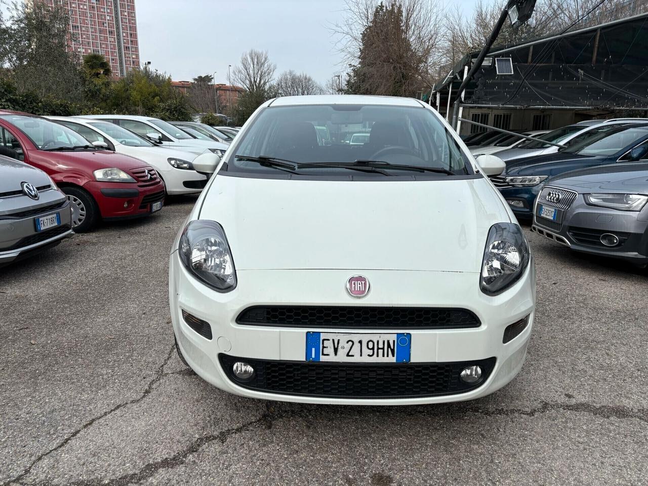 Fiat Punto 1.3 MJT II 75 CV 5 porte OK Neopatentati