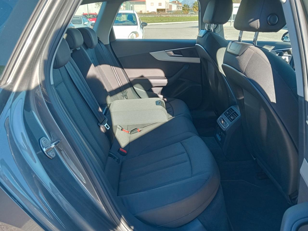 Audi A4 Avant 2.0TDI 163cv Mhev Advanced S tronic