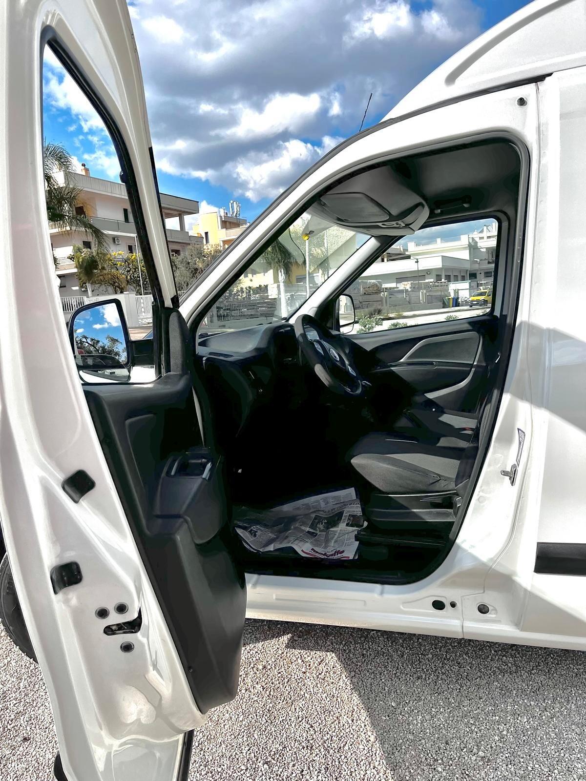 Fiat Doblo XL 3 posti 1.4 T-Jet SX Natural Power