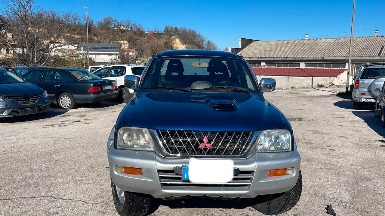 Mitsubishi L200 2.5 TDI 4WD Double Cab Pick-up GLS