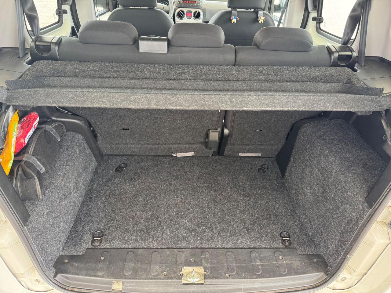 Peugeot Bipper Style 1.3 HDI FAP 75 #6382