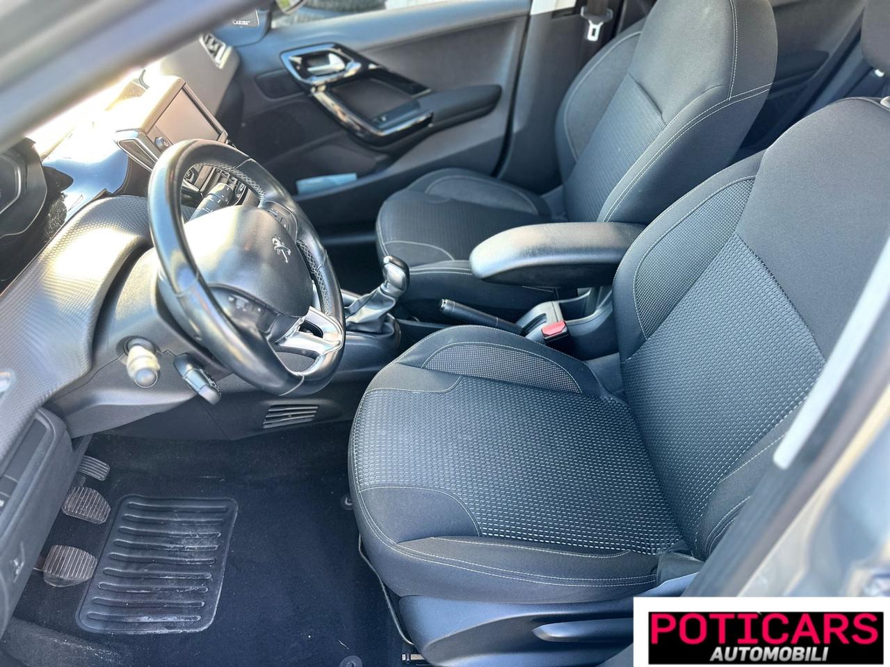 Peugeot 208 BlueHDi 100 5 porte Allure