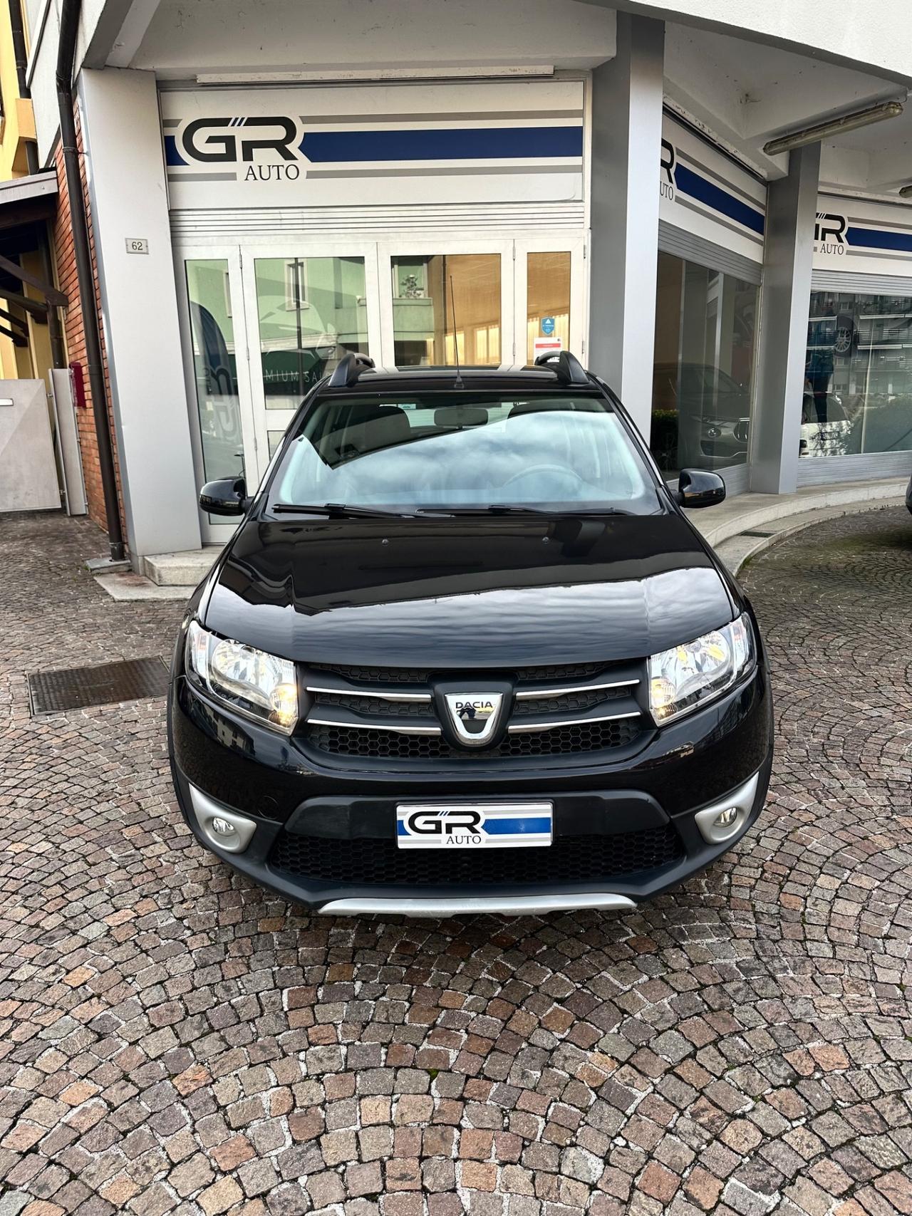 Dacia Sandero Stepway - 1.0Bz 90CV 5P - Neopatentati