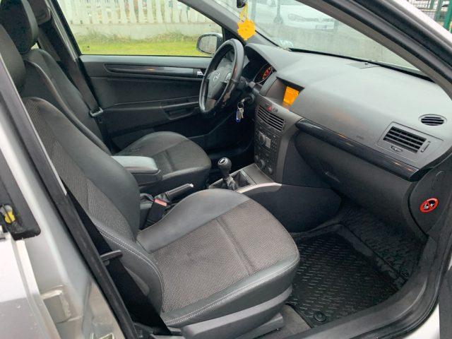 OPEL Astra 1.6 16V Twinport 5 porte Club