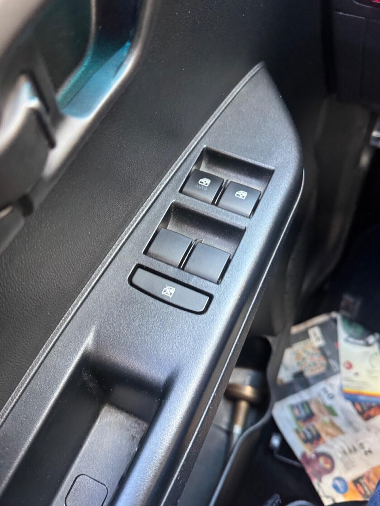 Mahindra KUV100 1.2 VVT M-Bifuel(GPL) K8