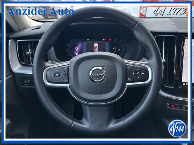 VOLVO XC60 B4 (d) AWD Geartronic Momentum Pro