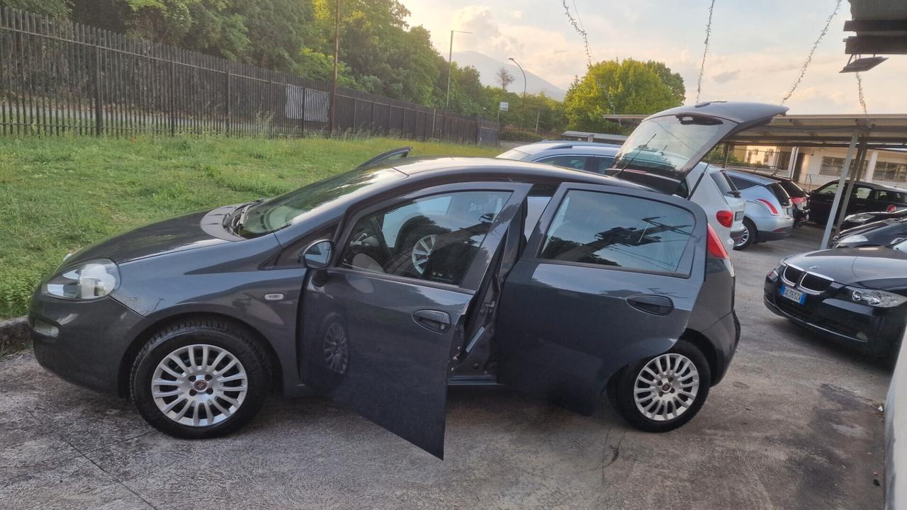 Fiat Punto 1.2 8V 5 porte Street - 2015 "ottime condiz."