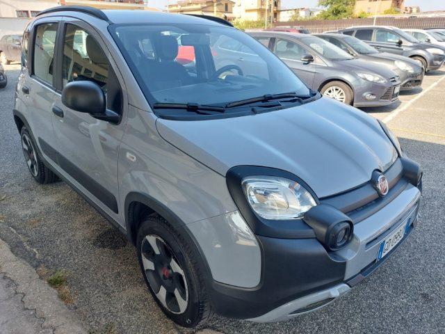 FIAT Panda 1.0 FireFly S&S Hybrid City Cross Neopatentati