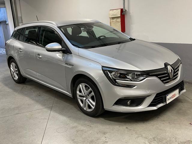 RENAULT Megane Mégane Sporter TCe 140 CV EDC FAP Intens