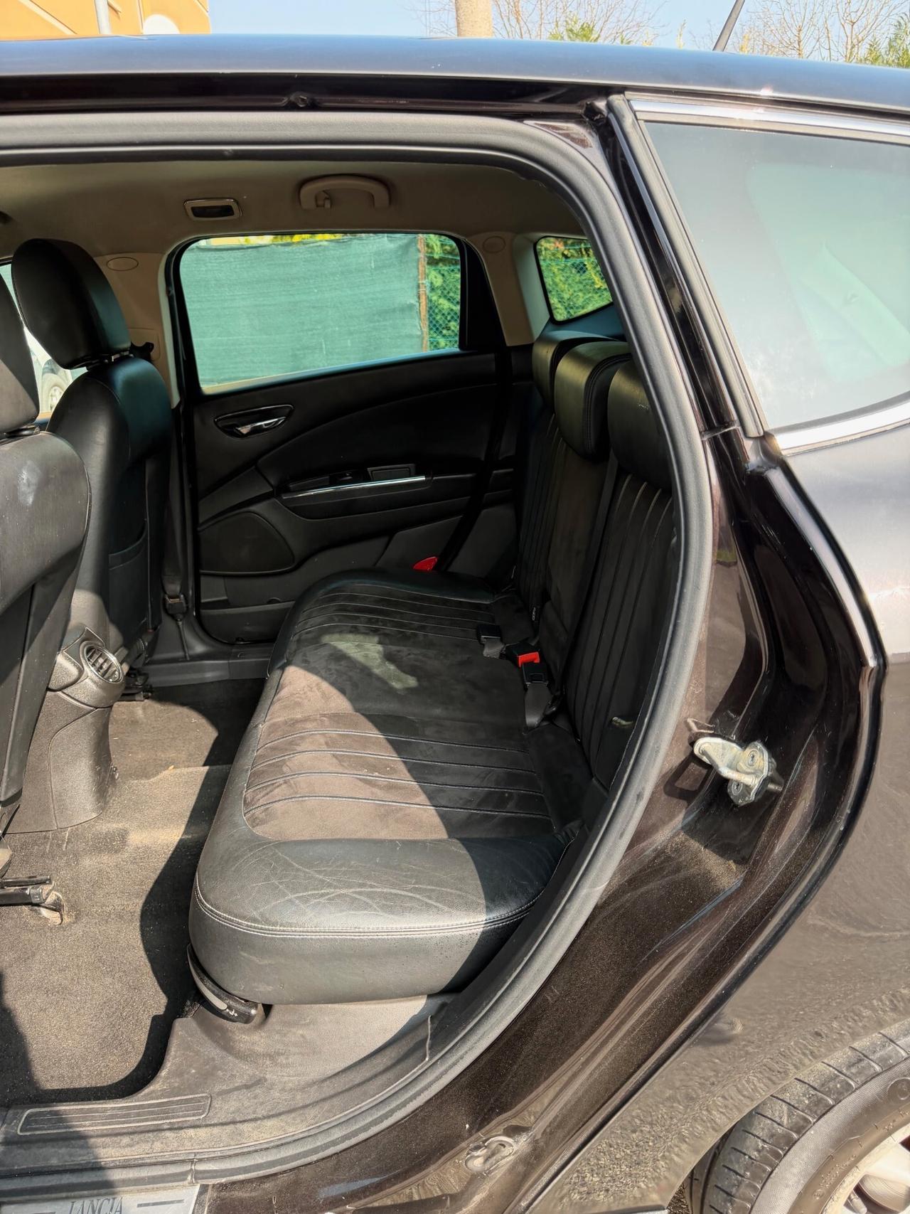 Lancia Delta 1.4 Gpl - NEOPATENTATI - 12 MESI DI GARANZIA -