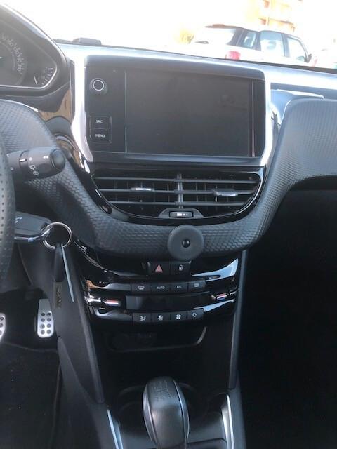 Peugeot 208 PureTech Turbo 110 S&S 3 porte GT Line