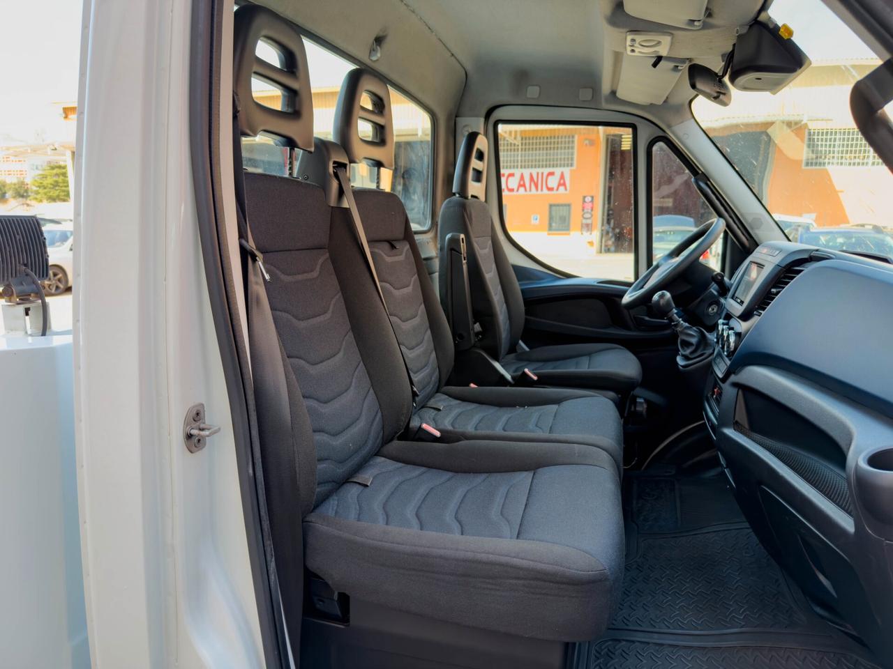 Iveco Daily 35C18 CARRO ATTREZZI PATENTE B