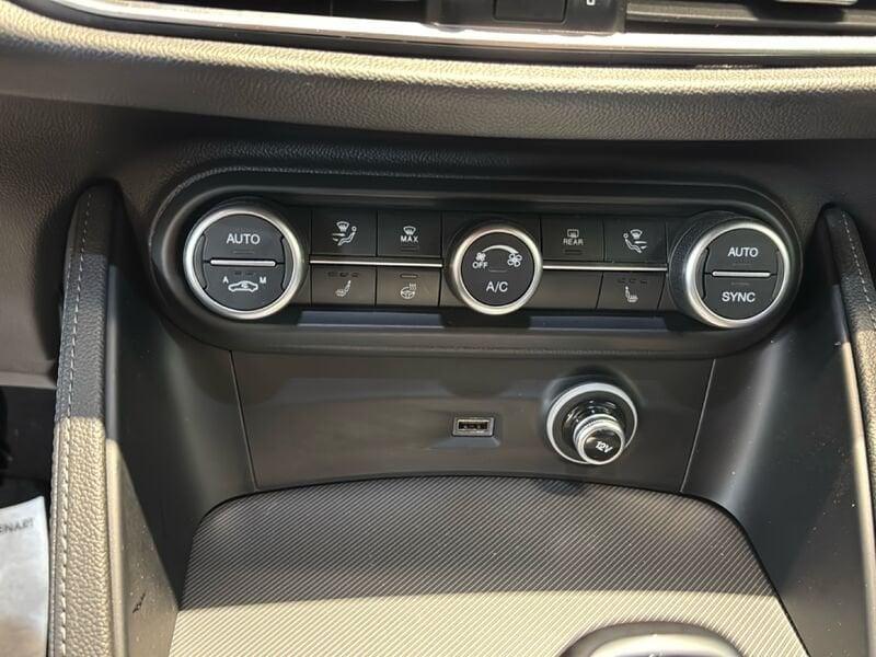 Alfa Romeo Stelvio 2.2 TD 210 CV Veloce AT8 Q4
