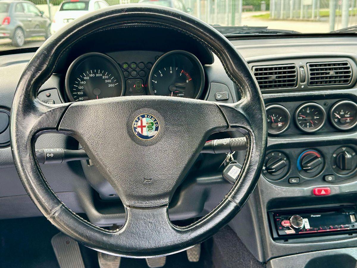 ALFA ROMEO - Spider - 2.0i 16V Twin SparkGTV
