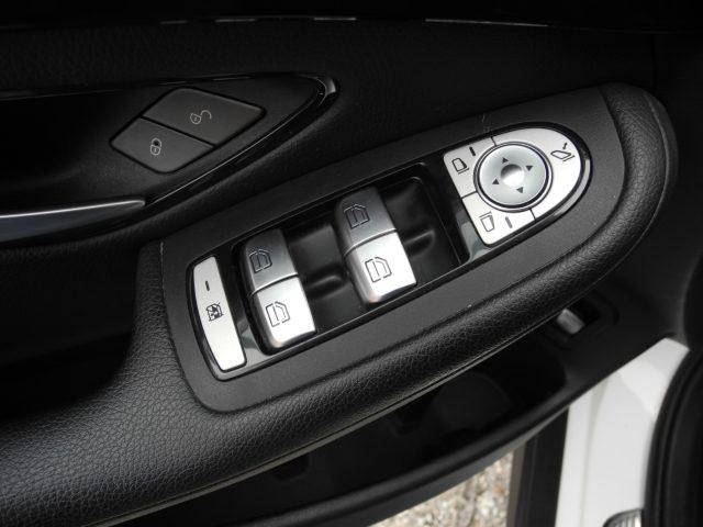 MERCEDES-BENZ GLC 220 d 4Matic 195cv autom. Prisma-TETTO APRIBILE e NAVI