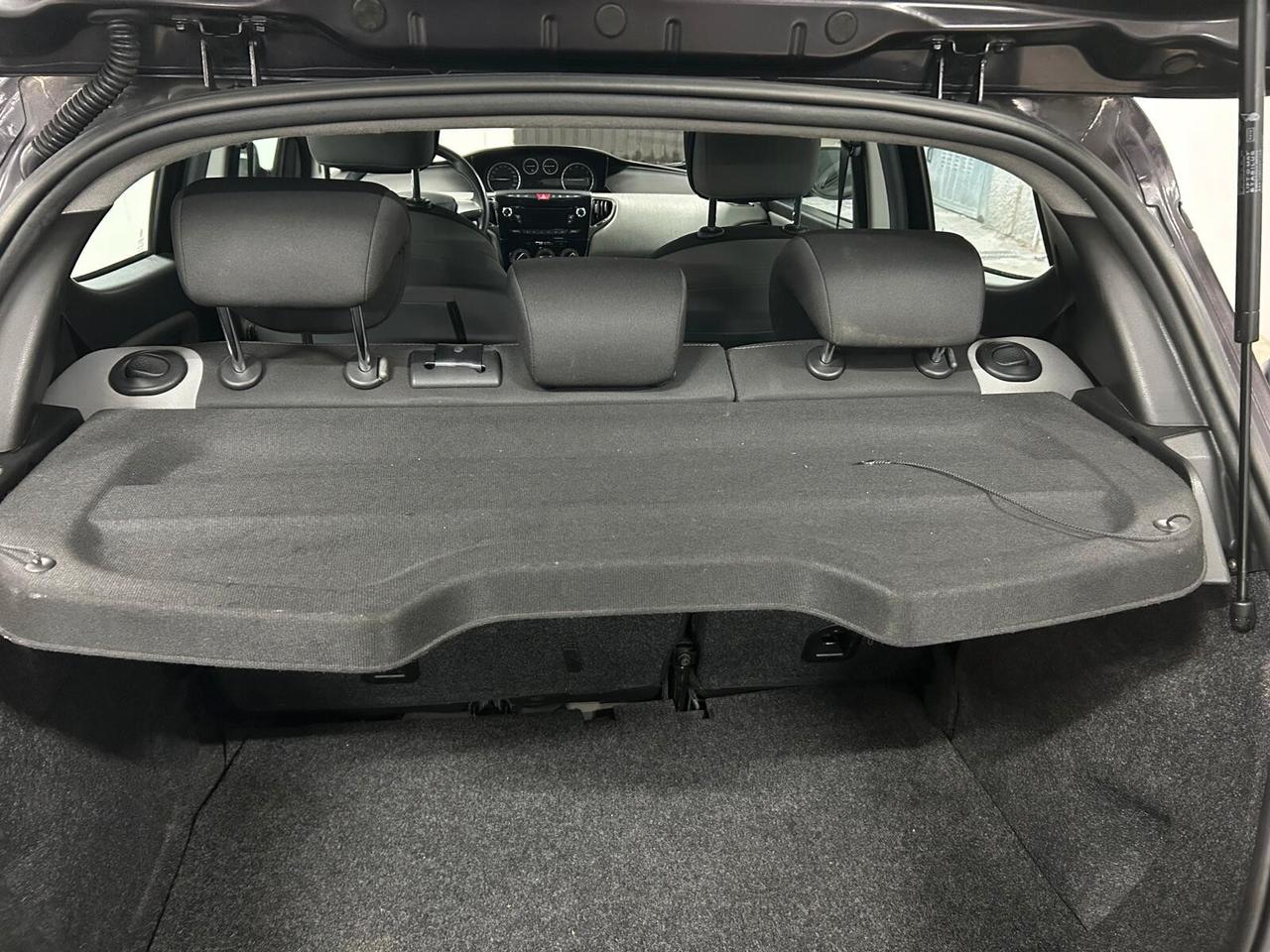 Lancia Ypsilon 1.2 69 CV 5 porte Gold