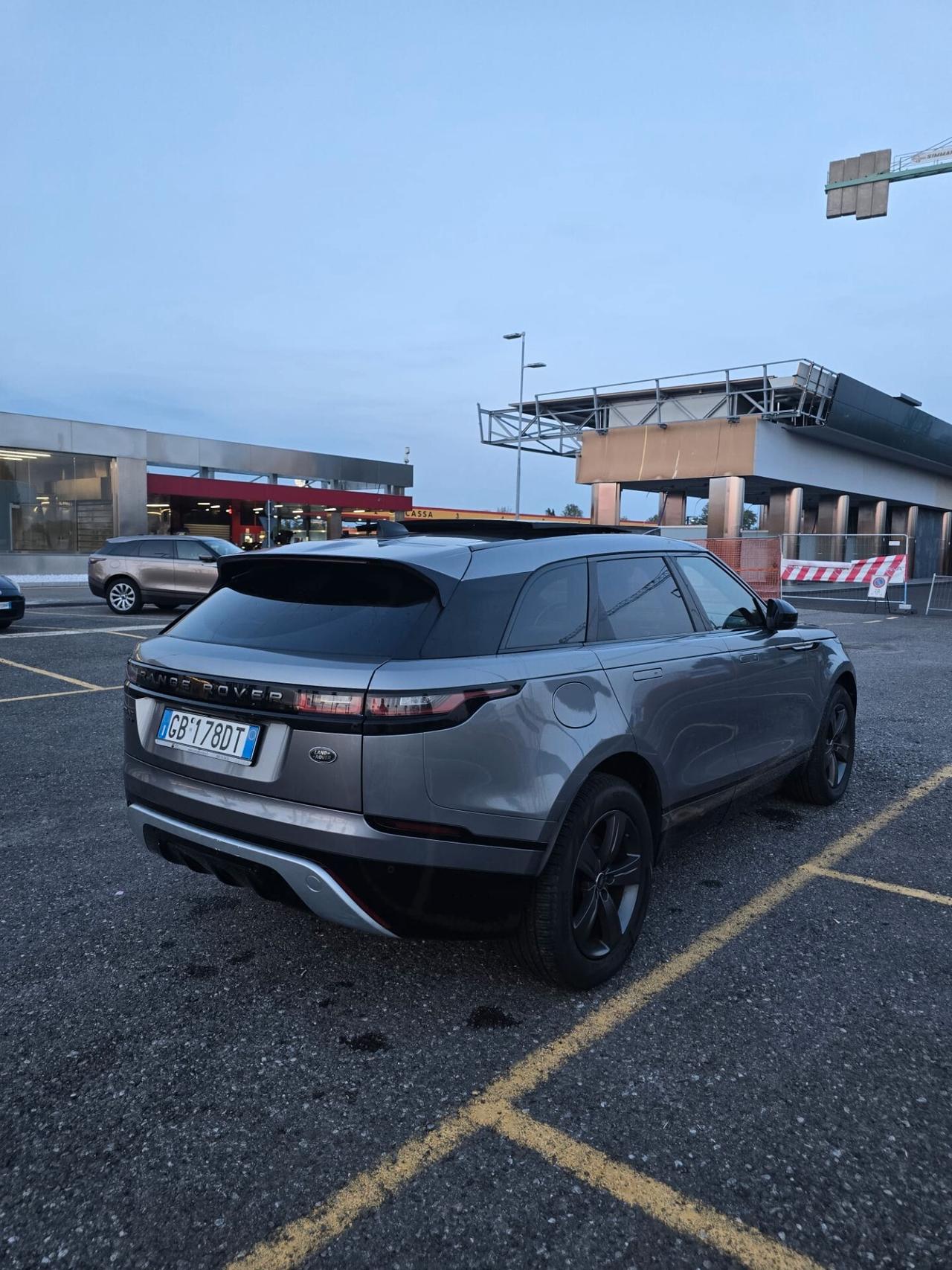 Land Rover Range Velar 2.0D I4 240 CV R-Dynamic S