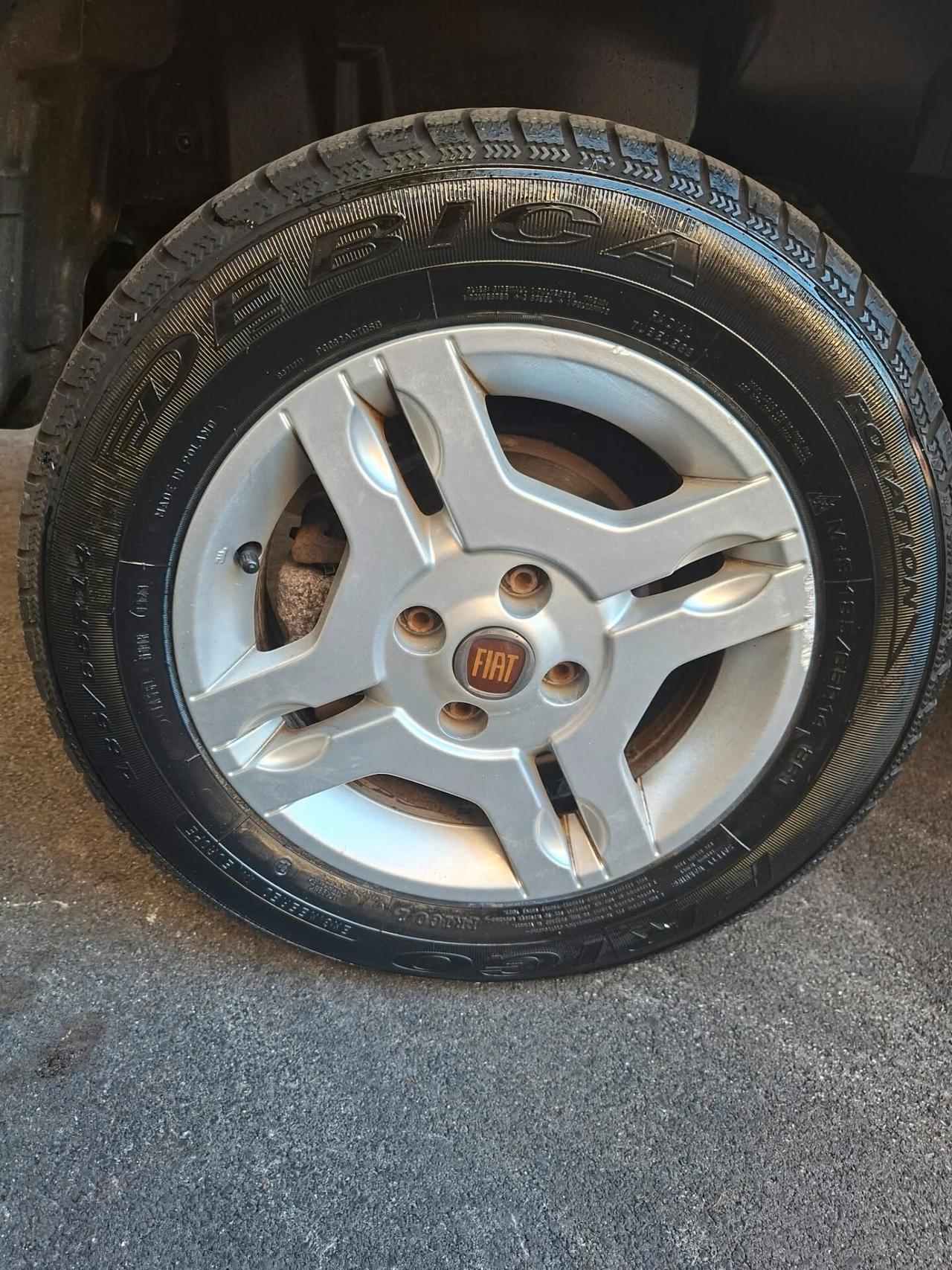Fiat Panda 1.3 MJT 16V DPF 4x4 Climbing