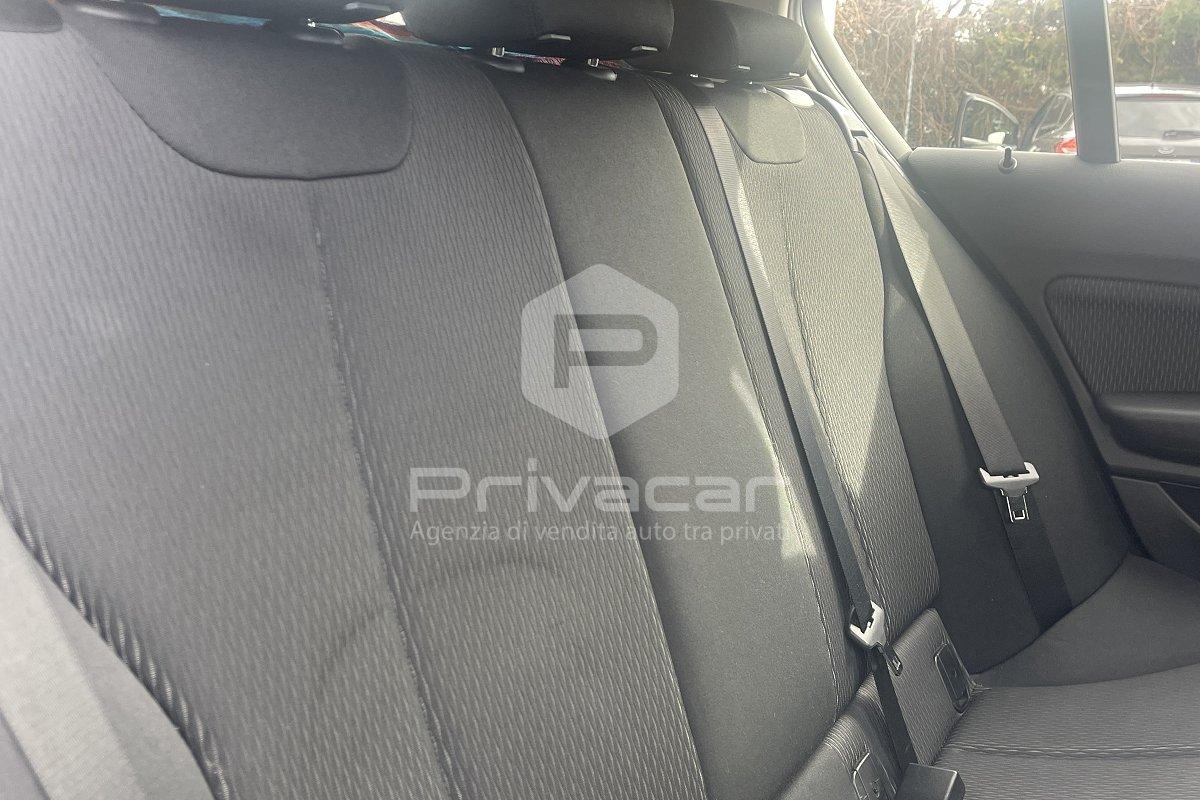 BMW 118i 5p. Advantage