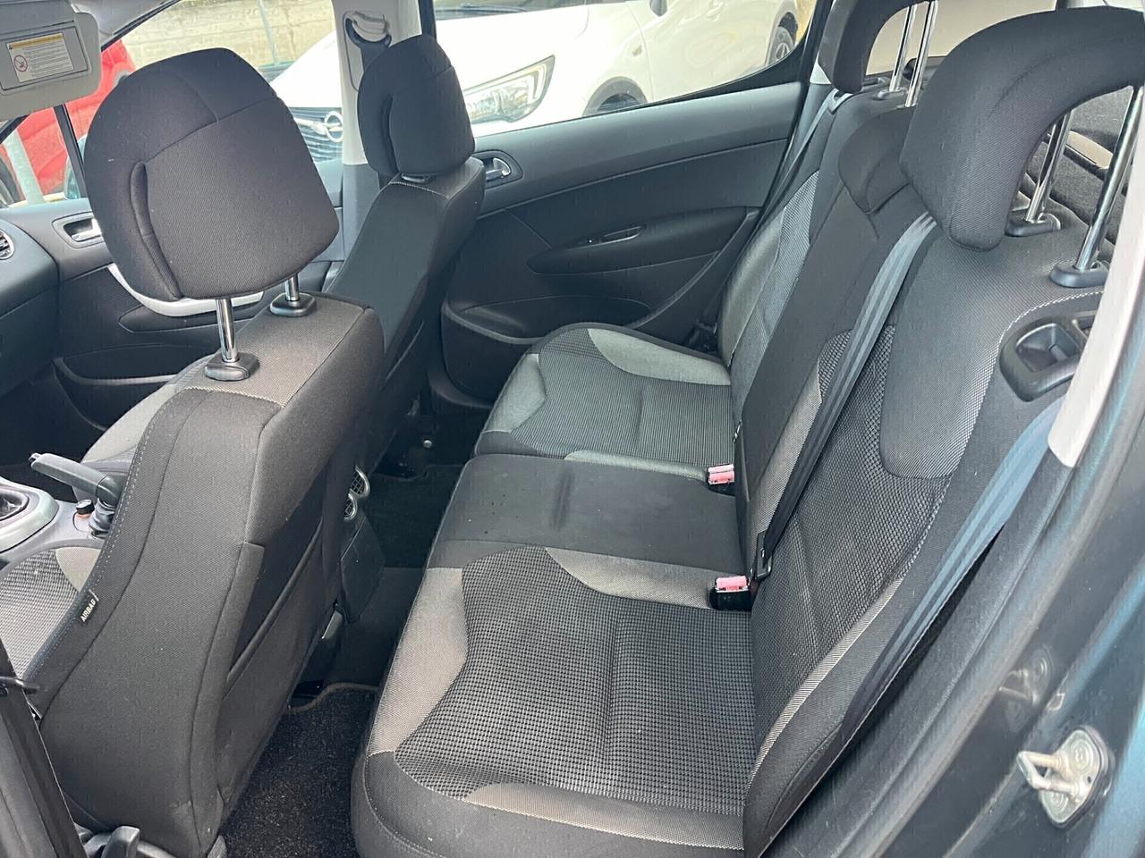 Peugeot 308 1.6 HDi 110CV 5p. DISTRIBUZIONE FATTA 10000 KM FA