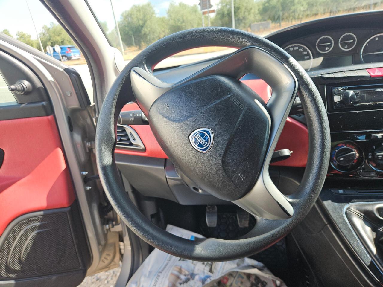 Lancia Ypsilon 1.3 MJT 16V 95 CV 5 porte S&S Gold