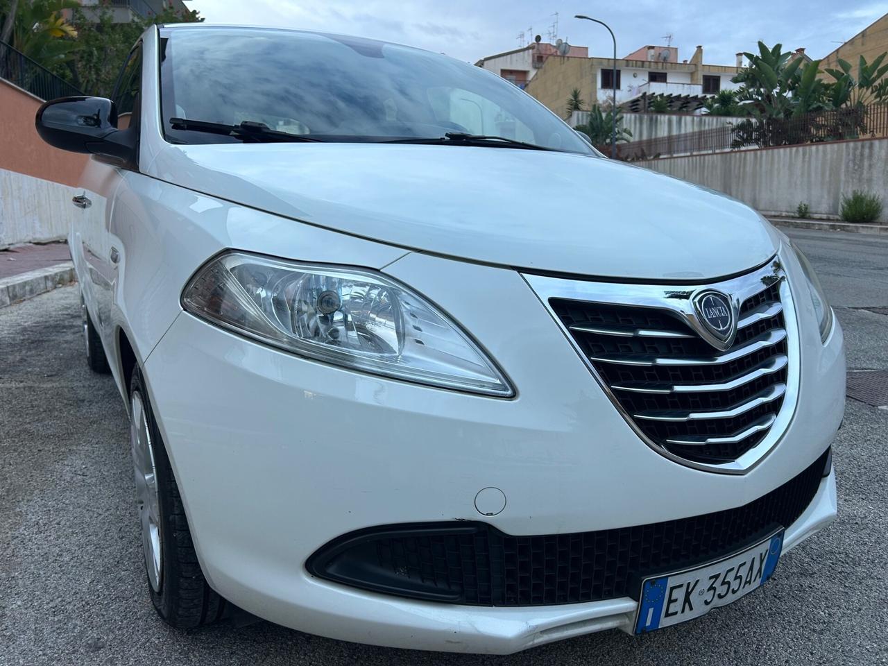 Lancia Ypsilon 1.2 benz ideale per neo patentati