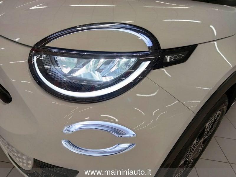 FIAT 600 1.2 136cv Hybrid DCT MHEV La Prima Cambio Automatico