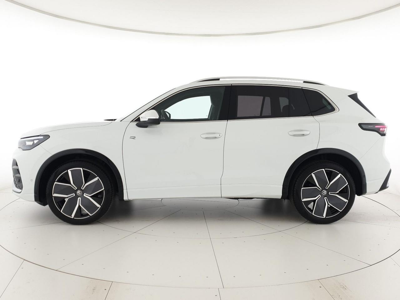 Volkswagen Tiguan 1.5 etsi r-line plus 150cv dsg
