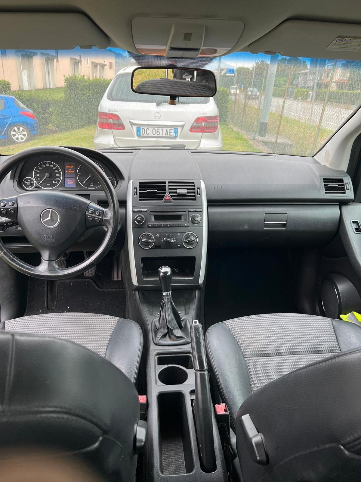 Mercedes-benz A 180 CDI X neopatentati