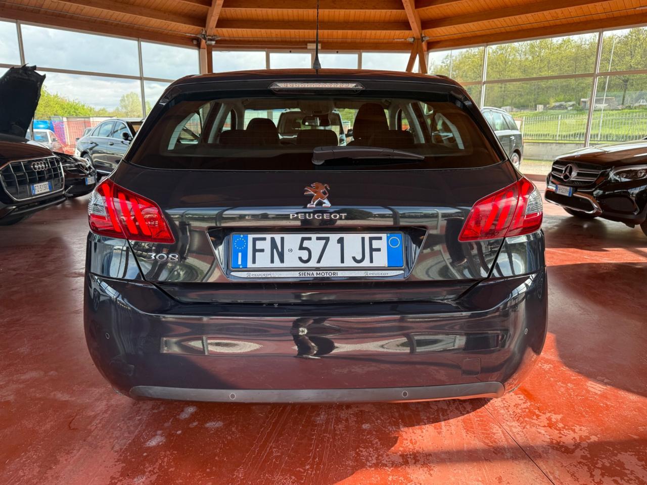 Peugeot 308 1.5 Diesel - Tagliandi certificati