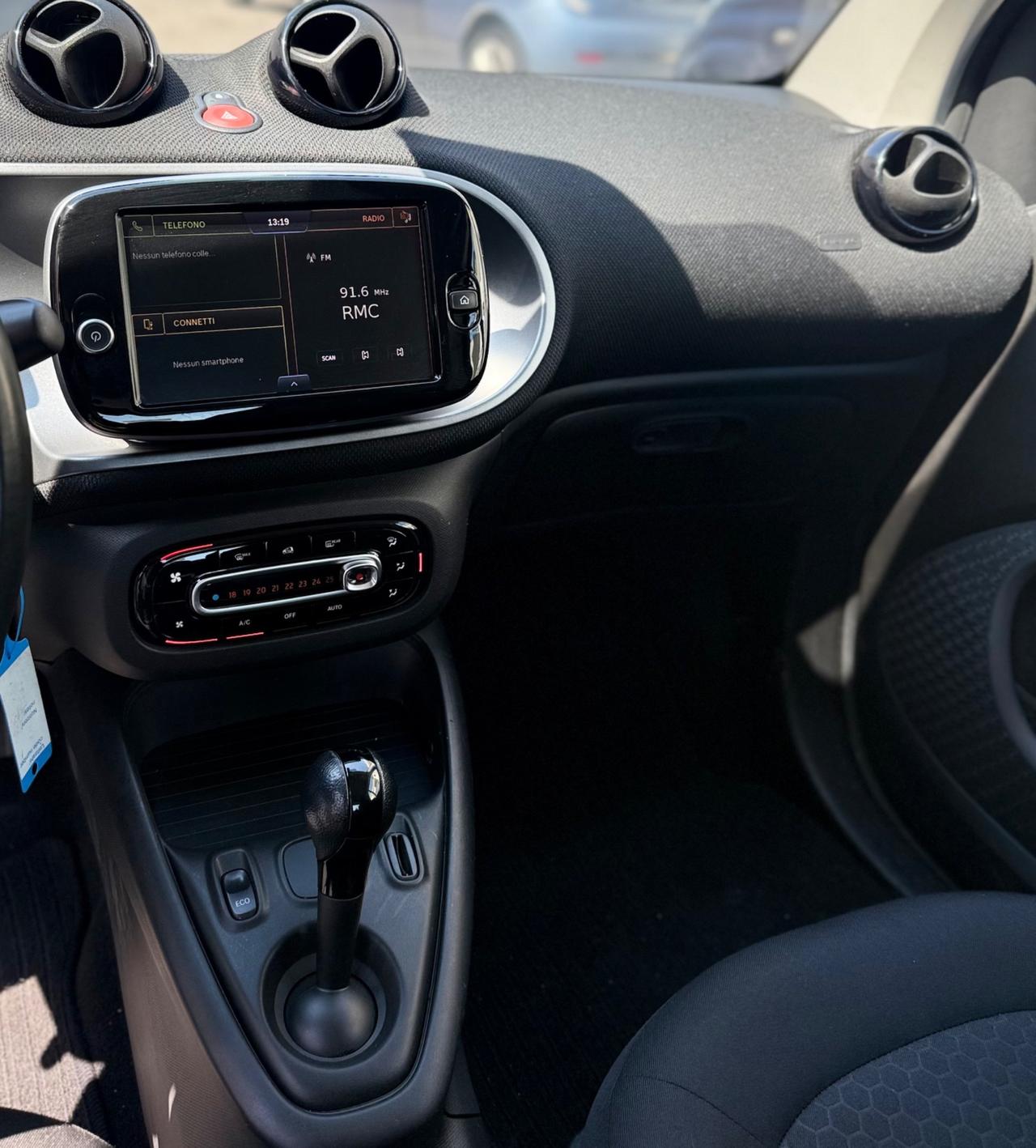 Smart Fortwo EQ Racingrey 56 Cv