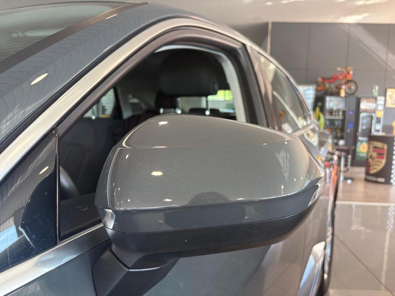 Audi Q3 Sportback 35 2.0 tdi s-tronic
