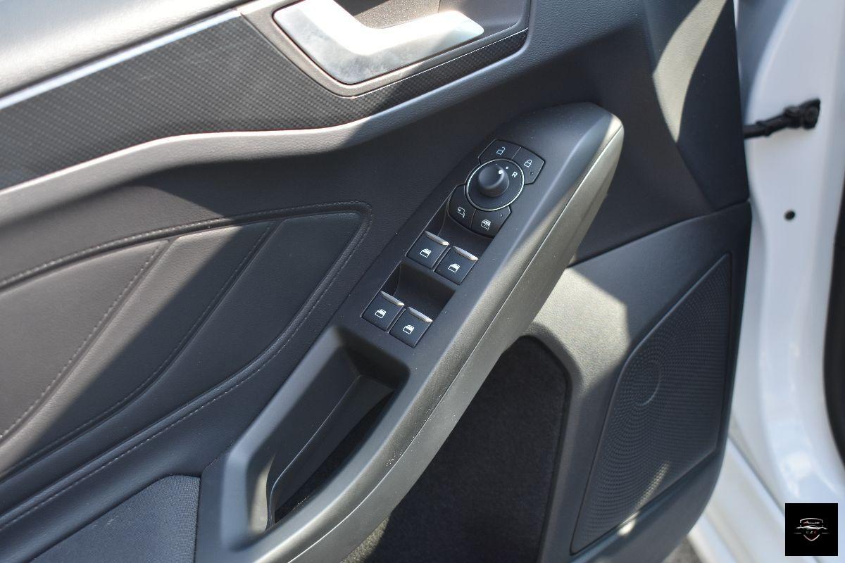 FORD - Focus - 1.0 EcoBoost Hybrid 125CV 5p.ST-L.