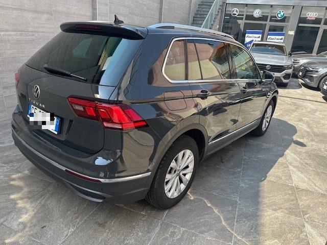 VOLKSWAGEN Tiguan 2.0 TDI 150 CV SCR DSG Life