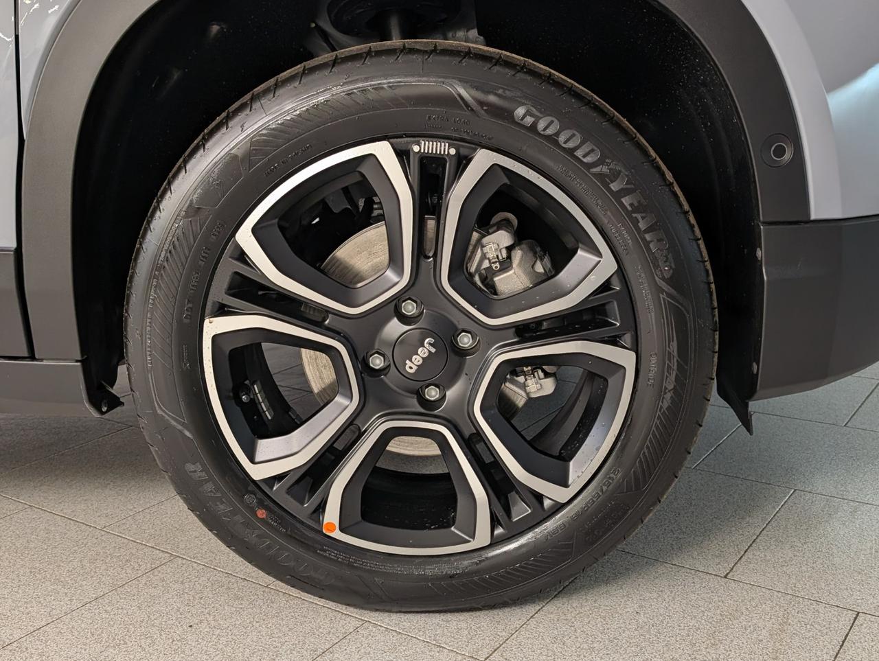 Jeep Avenger 1.2 Turbo E-Hybrid 110cv eDCT6 Summit Freedom