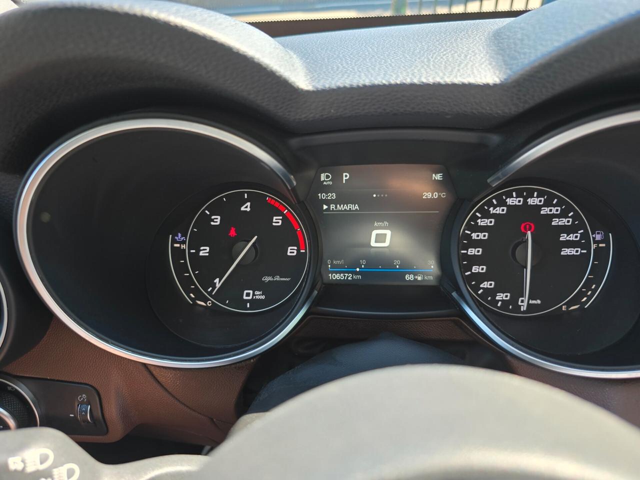 Alfa Stelvio 2.2D 210CV AT8 Q4 104000KM-2018