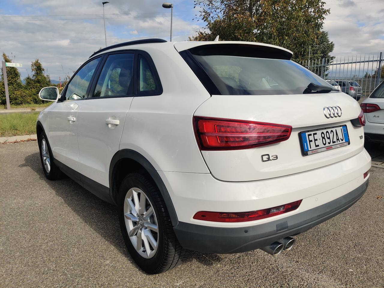 Audi Q3 2.0 TDI 120 CV Business