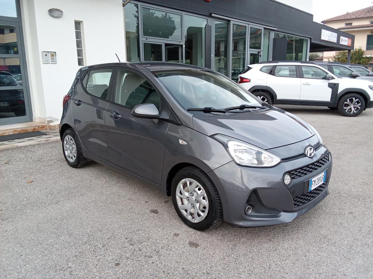 HYUNDAI i10 1,0 GPL 70 CV LOGIN 5P