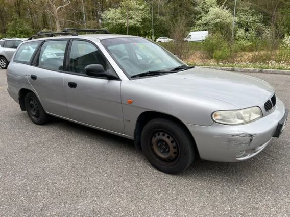 DAEWOO Nubira 1.6i 16V SE