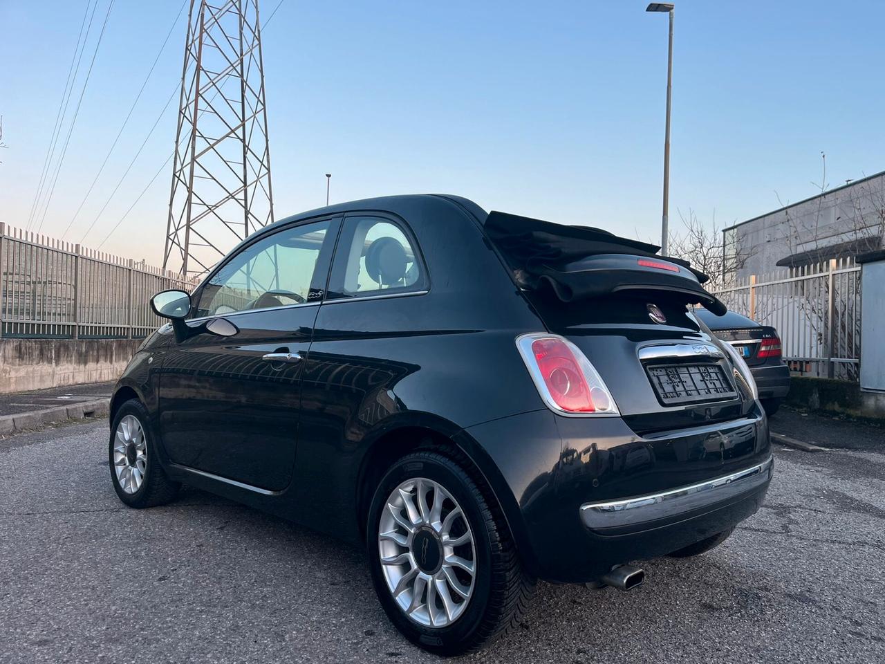 Fiat 500C 1200 CABRIO TOTAL BLACK